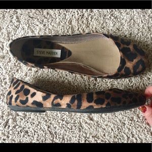 Steve Madden leopard print flats